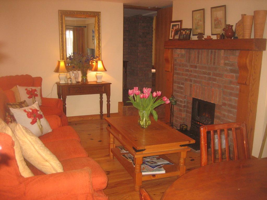 מונהאן Ashleigh House Bed & Breakfast מראה חיצוני תמונה