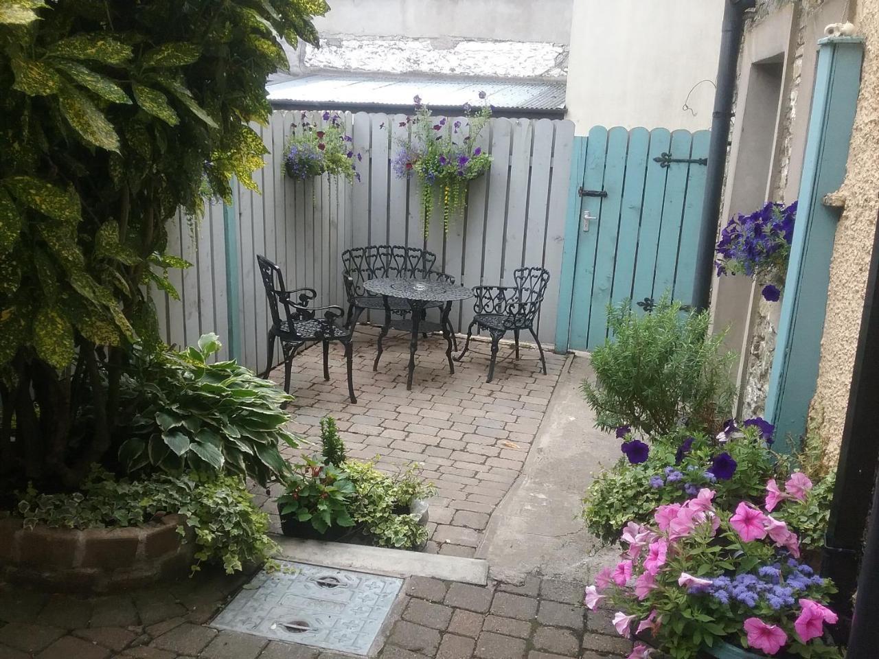 מונהאן Ashleigh House Bed & Breakfast מראה חיצוני תמונה