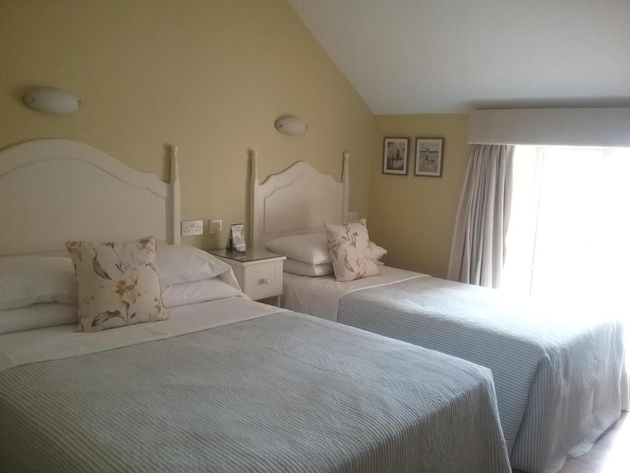 מונהאן Ashleigh House Bed & Breakfast מראה חיצוני תמונה
