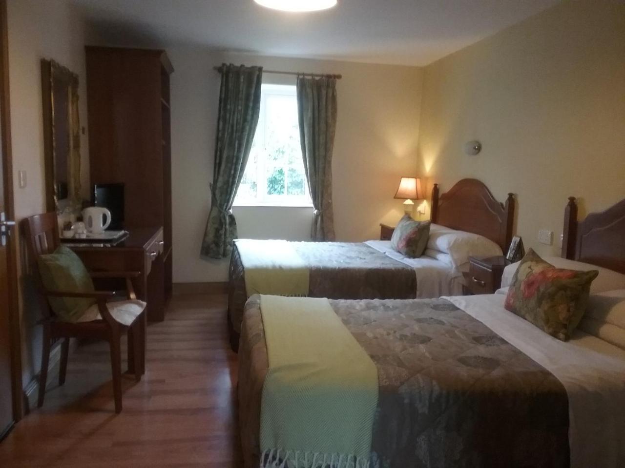 מונהאן Ashleigh House Bed & Breakfast מראה חיצוני תמונה