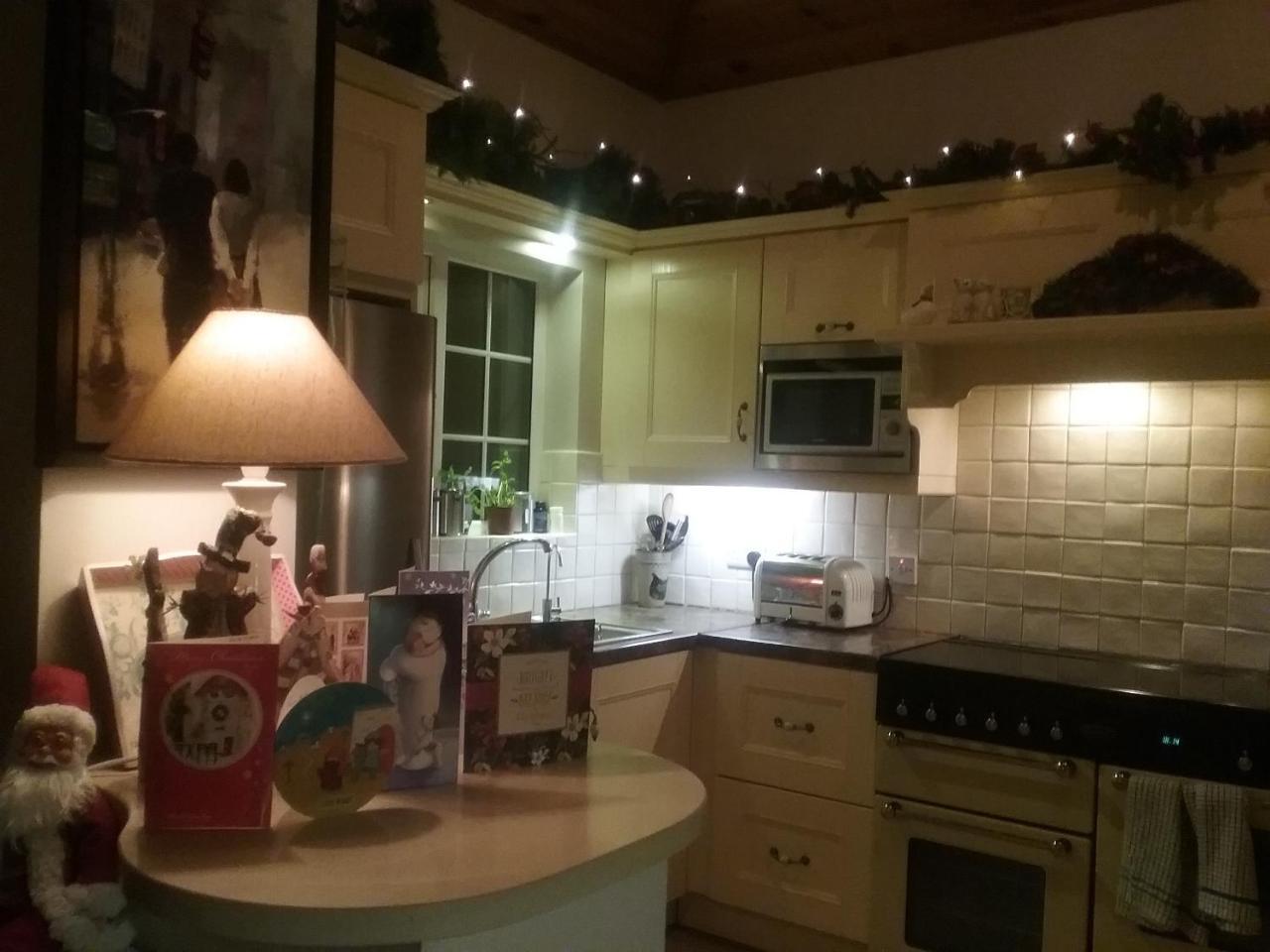 מונהאן Ashleigh House Bed & Breakfast מראה חיצוני תמונה