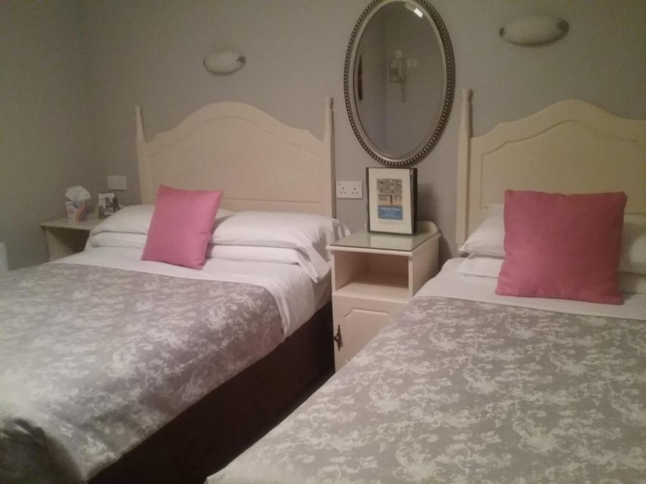 מונהאן Ashleigh House Bed & Breakfast מראה חיצוני תמונה
